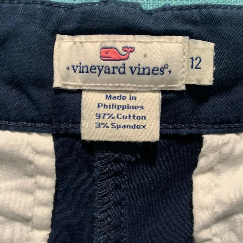 Vineyards Vines, Navy blue shorts with pink embroidered wales. - Picture 2 of 5